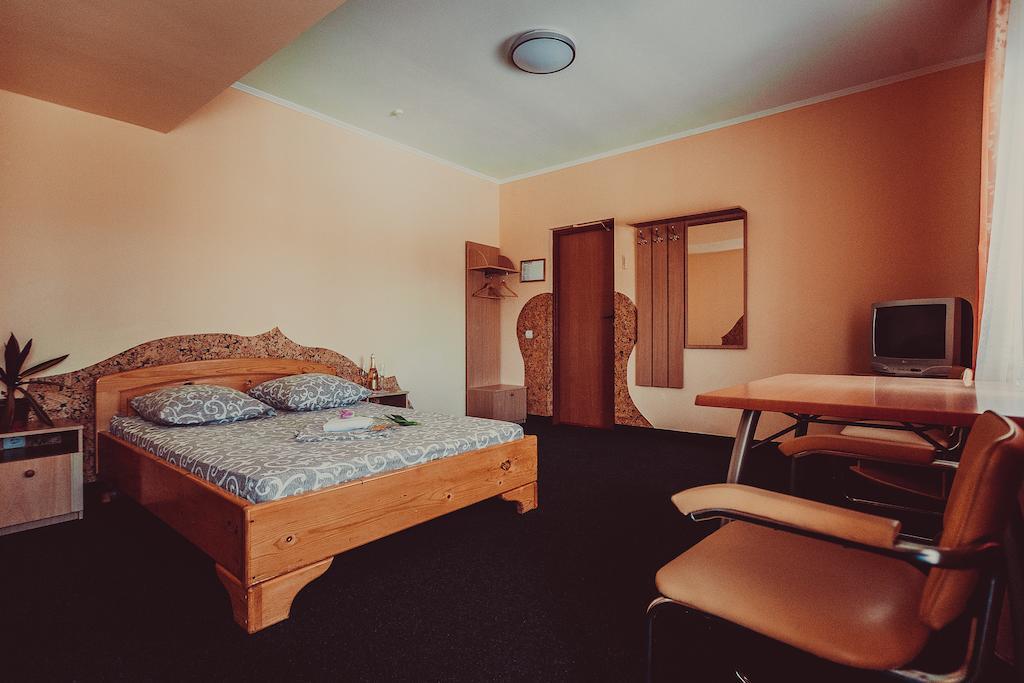 Formula 1 Motel İvano-Frankivsk Oda fotoğraf